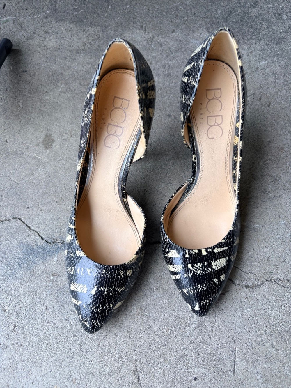 Heels - Picture 1 of 2